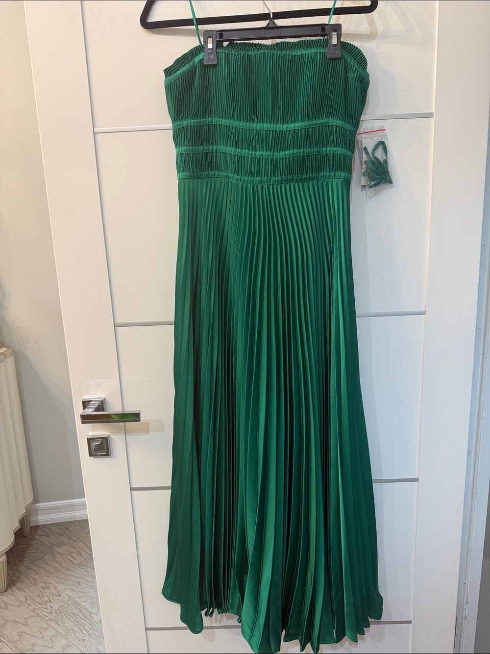 Taylor Emerald Green Strapless Pleated Maxi Dress